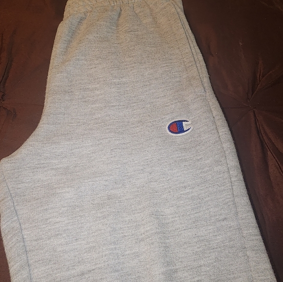 BOYS CHAMPION SWEATPANTS SET - Picture 5 of 7